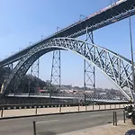 Douro Prime Downtown Вила-Нова-ди-Гая