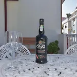 Гостевой дом Douro Prime Downtown Вила-Нова-ди-Гая