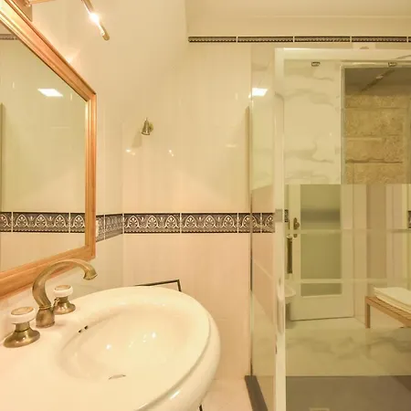 Gasthof Douro Prime Downtown 2*